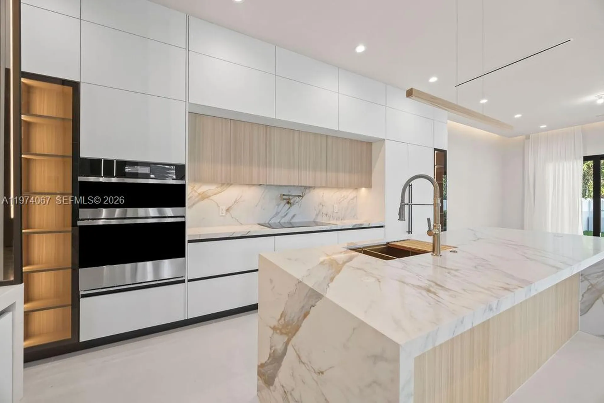 1135 NE 11th Avenue Fort Lauderdale FL 33304