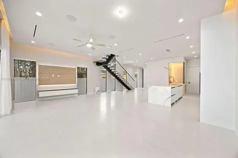 1135 NE 11th Avenue Fort Lauderdale FL 33304