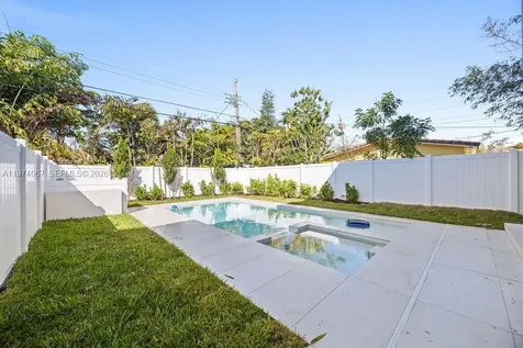 1135 NE 11th Avenue Fort Lauderdale FL 33304