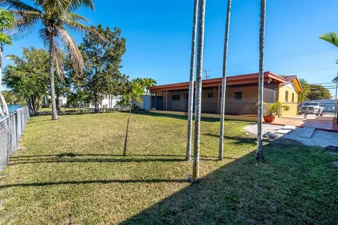 4600 SW 104th Avenue Miami FL 33165