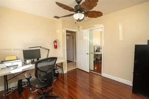 4600 SW 104th Avenue Miami FL 33165