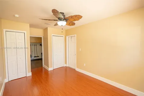 4600 SW 104th Avenue Miami FL 33165