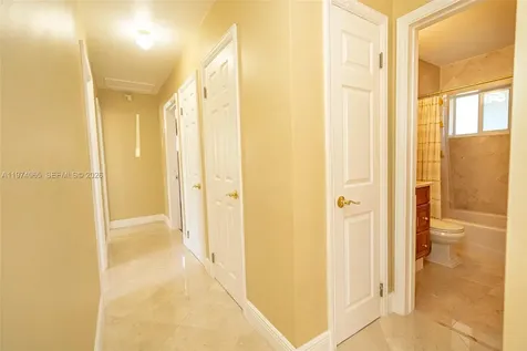 4600 SW 104th Avenue Miami FL 33165