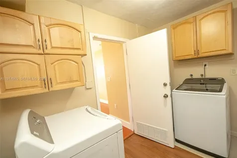 4600 SW 104th Avenue Miami FL 33165