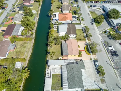 4600 SW 104th Avenue Miami FL 33165