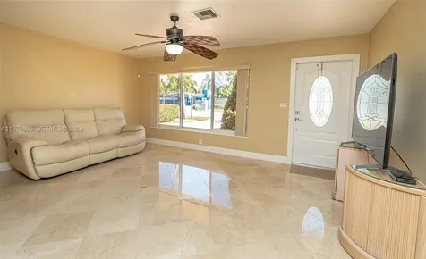 4600 SW 104th Avenue Miami FL 33165