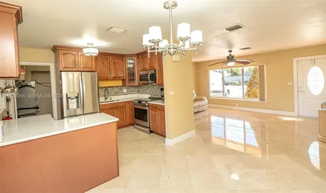 4600 SW 104th Avenue Miami FL 33165