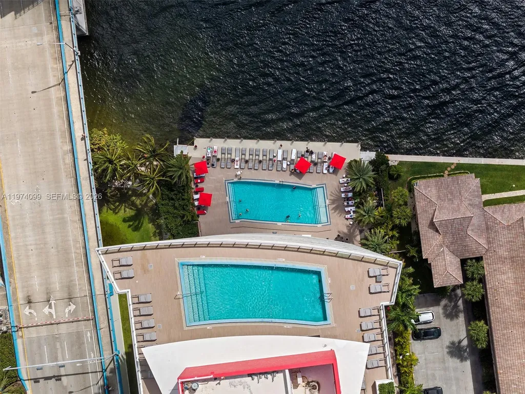 2602 E Hallandale Beach Boulevard Hallandale Beach FL 33009