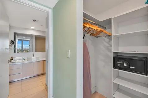 2602 E Hallandale Beach Boulevard Hallandale Beach FL 33009