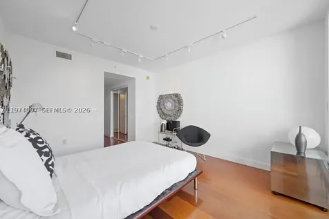 3201 NE 183 Street Aventura FL 33160