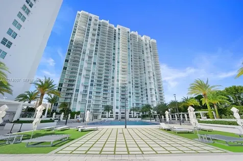 3201 NE 183 Aventura FL 33160