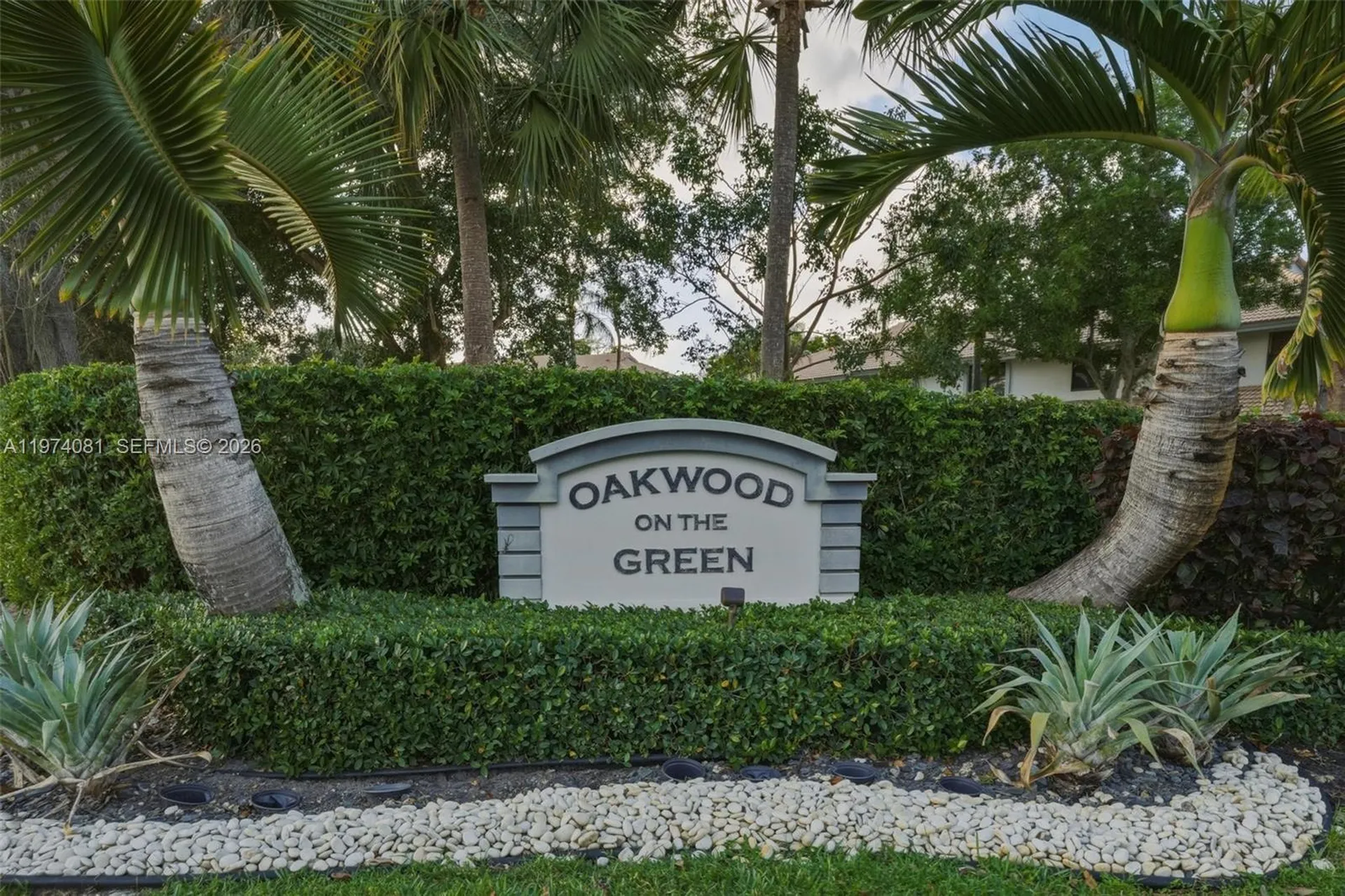 9853 Riverside Drive Coral Springs FL 33071