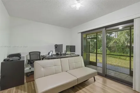 9853 Riverside Drive Coral Springs FL 33071