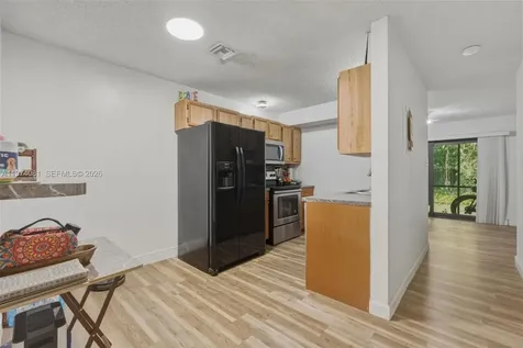9853 Riverside Drive Coral Springs FL 33071