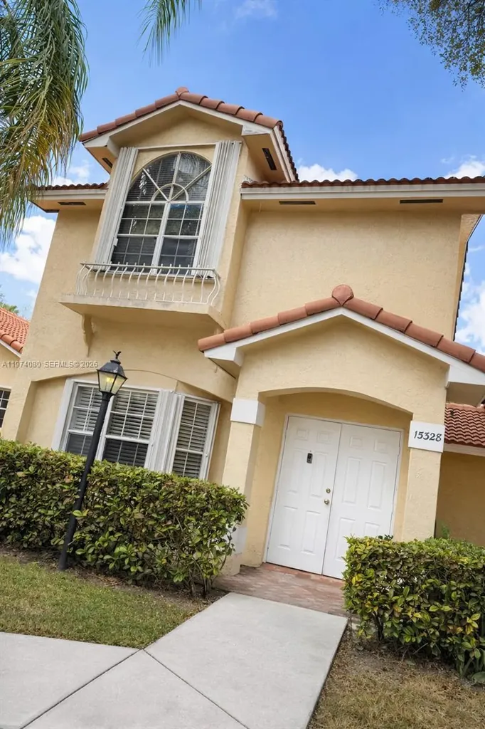 15328 SW 111th Street Miami FL 33196