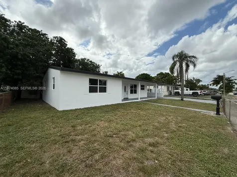 3010 NW 186th Terrace Miami Gardens FL 33056