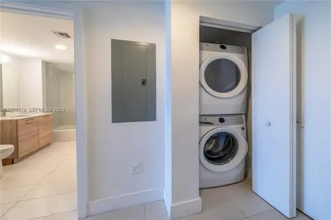 16385 Biscayne Boulevard North Miami Beach FL 33160