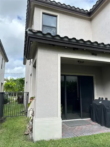 3278 W 97th Terrace Hialeah FL 33018