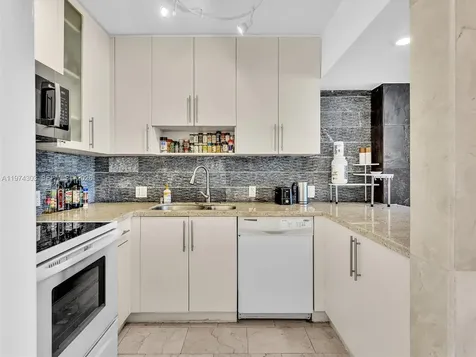 20335 W Country Club Drive Aventura FL 33180