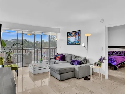 20335 W Country Club Drive Aventura FL 33180