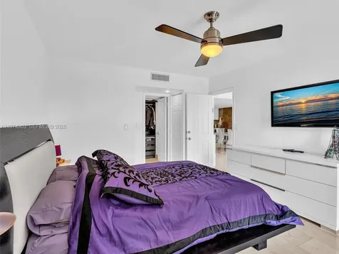 20335 W Country Club Drive Aventura FL 33180