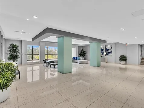 20335 W Country Club Drive Aventura FL 33180