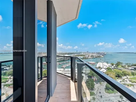 398 NE 5th Street Miami FL 33132