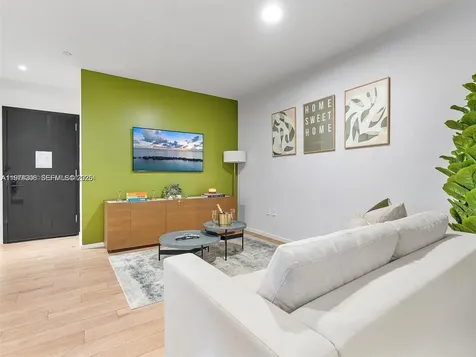 398 NE 5th Street Miami FL 33132