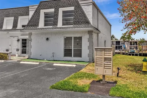 825 NE 26th Avenue Hallandale Beach FL 33009
