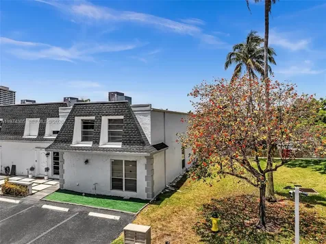 825 NE 26th Avenue Hallandale Beach FL 33009