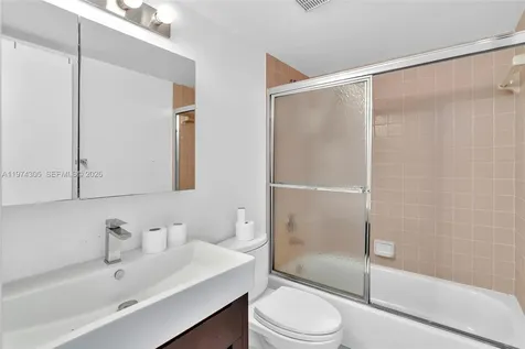 825 NE 26th Avenue Hallandale Beach FL 33009