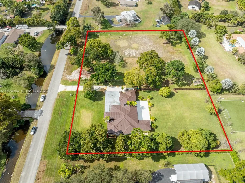 14401 W Palomino Drive Southwest Ranches FL 33330