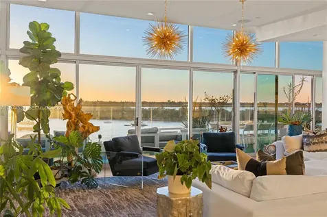 7934 West Drive North Bay Village FL 33141
