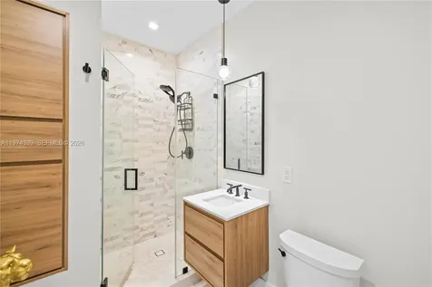 7934 West Drive North Bay Village FL 33141