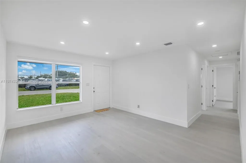 5814 Atlanta Street Hollywood FL 33021