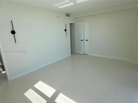 3001 S Ocean Drive Hollywood FL 33019