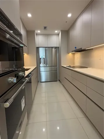 3001 S Ocean Drive Hollywood FL 33019