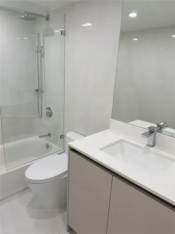 3001 S Ocean Drive Hollywood FL 33019