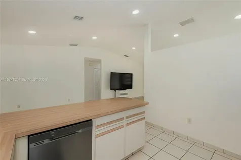 5790 SW 148th Place Miami FL 33193