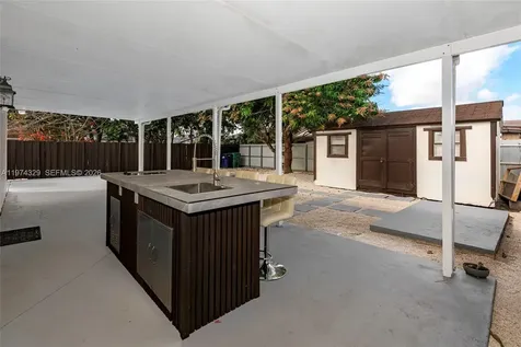 5790 SW 148th Place Miami FL 33193