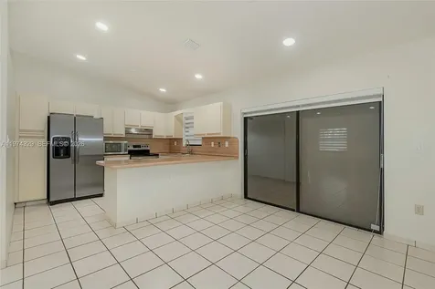 5790 SW 148th Place Miami FL 33193