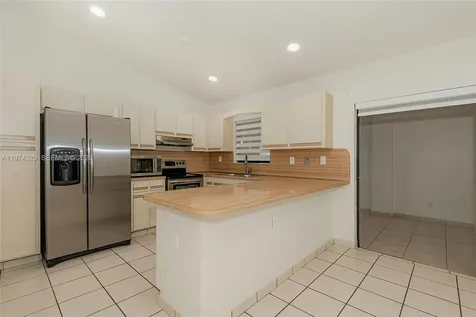 5790 SW 148th Place Miami FL 33193