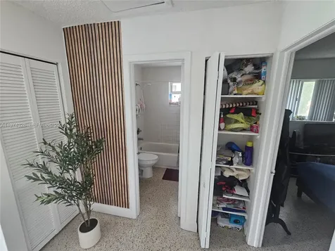 1241 NW 6th Street Miami FL 33125