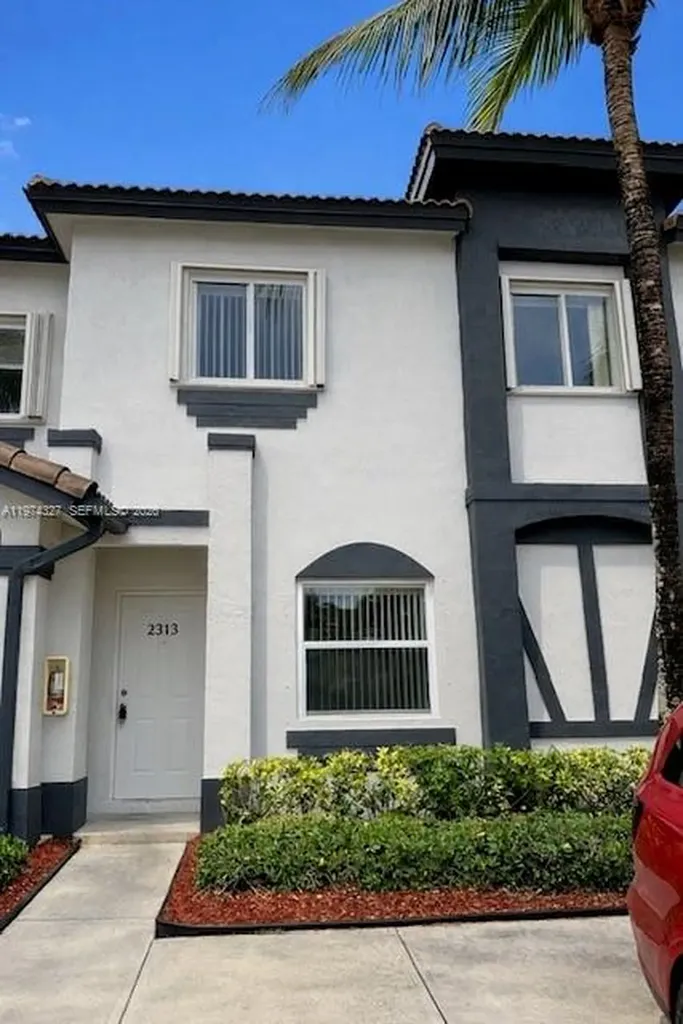 2313 SE 24th Avenue Homestead FL 33035