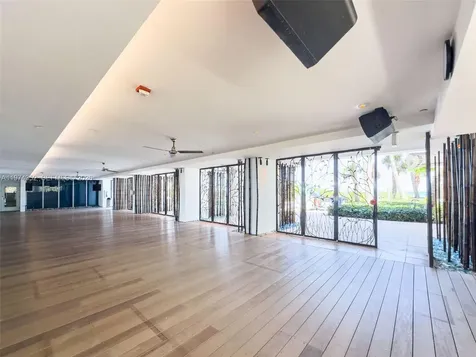 6801 Collins Avenue Miami Beach FL 33141