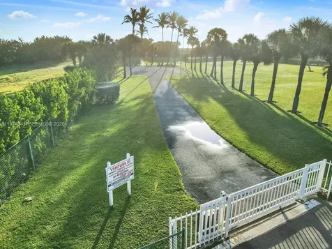 10751 S Ocean, Unit B2 Jensen Beach FL 34957