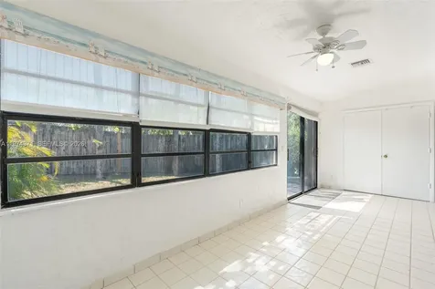 1064 E Lakes Drive Deerfield Beach FL 33064