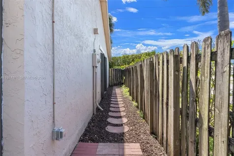 1064 E Lakes Drive Deerfield Beach FL 33064