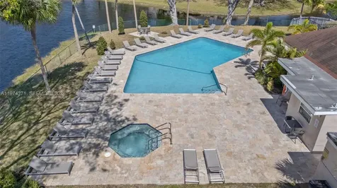 1064 E Lakes Drive Deerfield Beach FL 33064