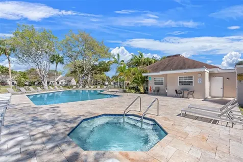 1064 E Lakes Drive Deerfield Beach FL 33064